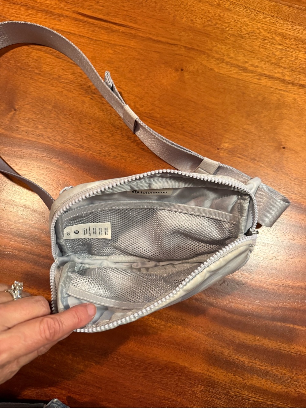 lululemon athletica Light Gray Camo Waist Pack - Picture 5 of 5